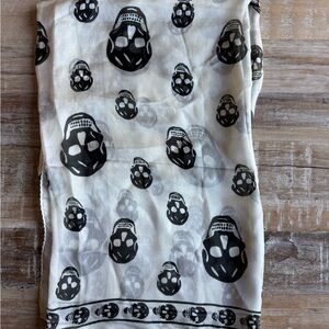 Alexander McQueen Black and White Skull Scarf on Sale!
